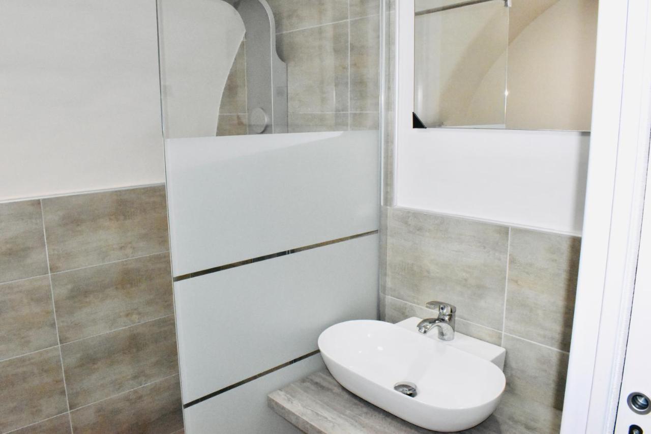 Miral One Apartment Bari Bagian luar foto