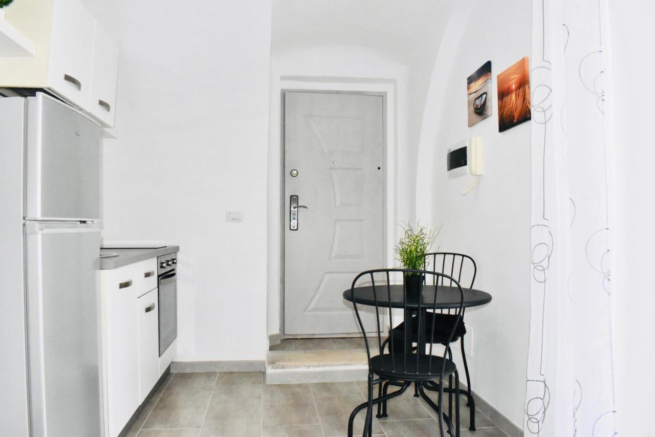 Miral One Apartment Bari Bagian luar foto