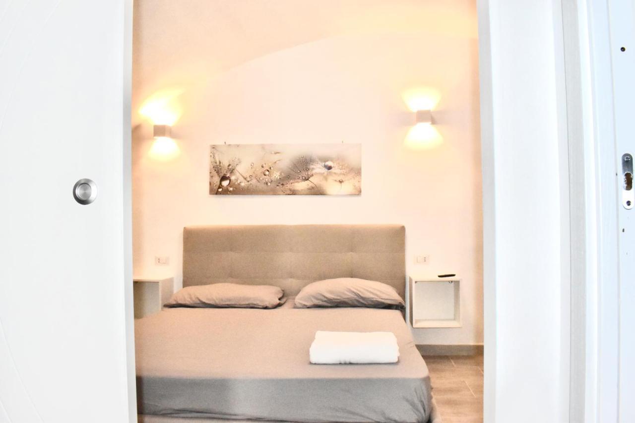 Miral One Apartment Bari Bagian luar foto