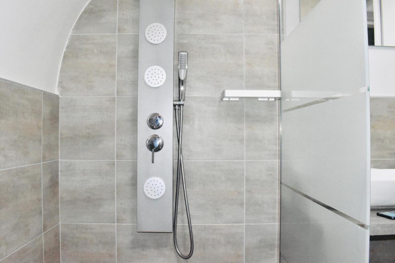 Miral One Apartment Bari Bagian luar foto